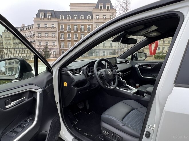 Toyota RAV4 2022, 12,700 km - 2.5 l - Bakı