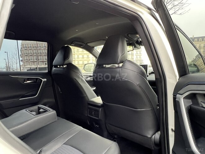 Toyota RAV4 2022, 12,700 km - 2.5 l - Bakı