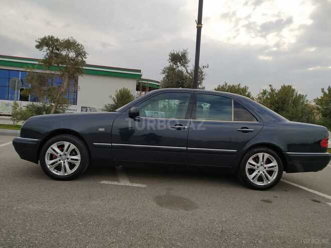 Mercedes E 230 1997, 235,556 km - 2.3 l - Sumqayıt