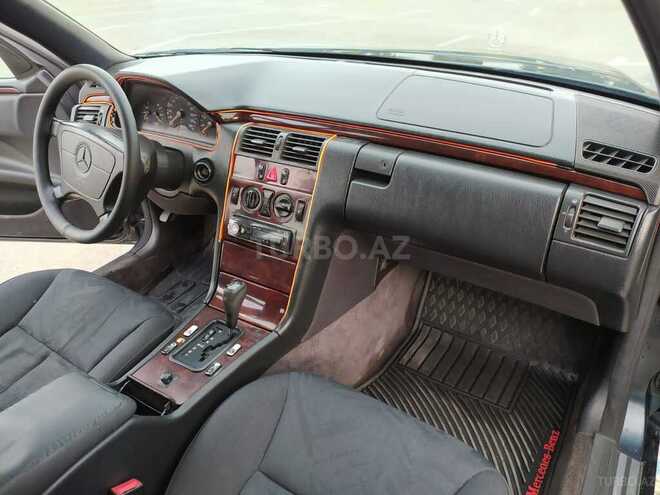 Mercedes E 230 1997, 235,556 km - 2.3 l - Sumqayıt