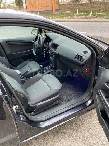 Opel Astra 2006, 230,000 km - 1.4 l - Bakı
