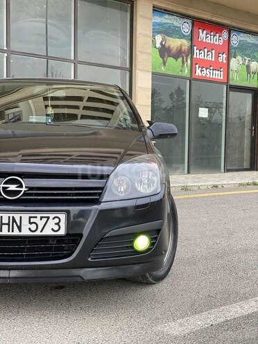 Opel Astra 2006, 230,000 km - 1.4 l - Bakı