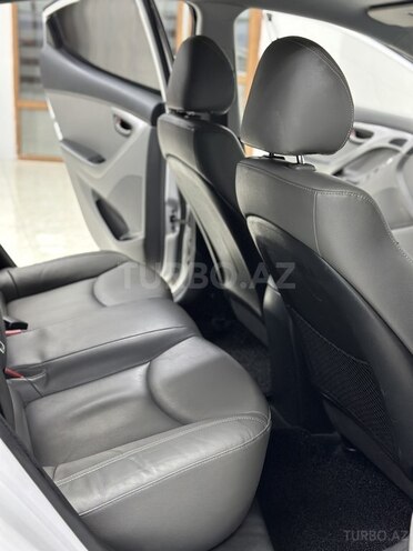 Hyundai Elantra 2013, 177,000 km - 1.6 l - Sumqayıt