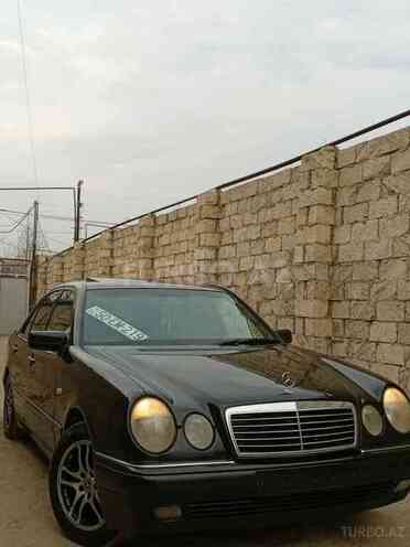 Mercedes E 220 1997, 500,000 km - 2.2 l - Sumqayıt