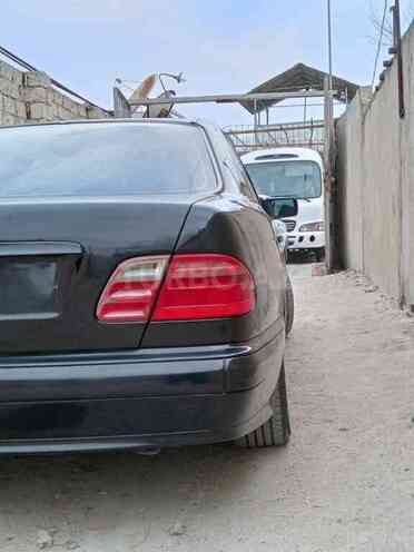 Mercedes E 220 1997, 500,000 km - 2.2 l - Sumqayıt