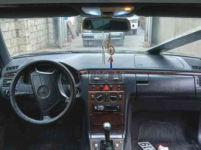 Mercedes E 220 1997, 500,000 km - 2.2 l - Sumqayıt