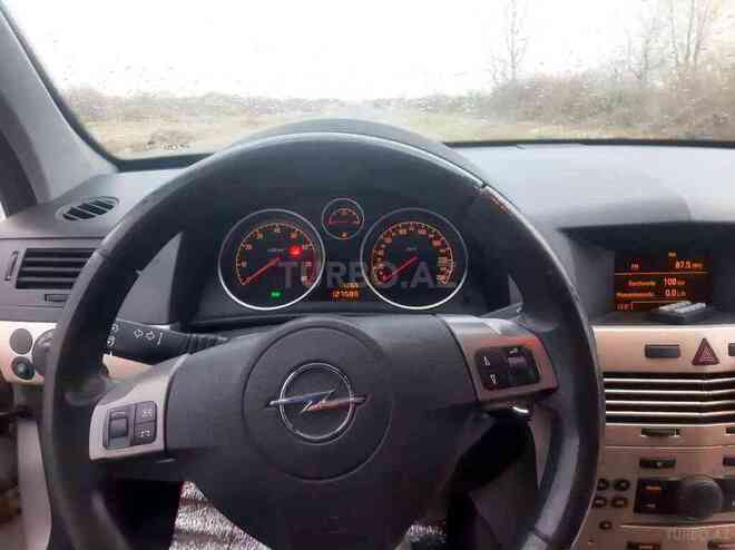 Opel Astra 2007, 127,000 km - 1.4 л - Şəki