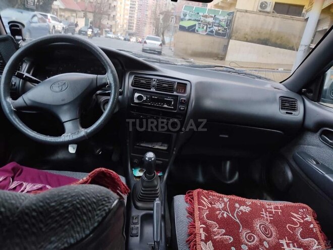 Toyota Corolla 1996, 470,000 km - 1.3 l - Bakı