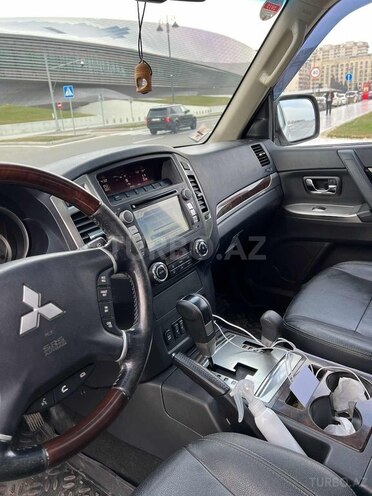 Mitsubishi Pajero 2014, 109,000 km - 3.8 l - Bakı