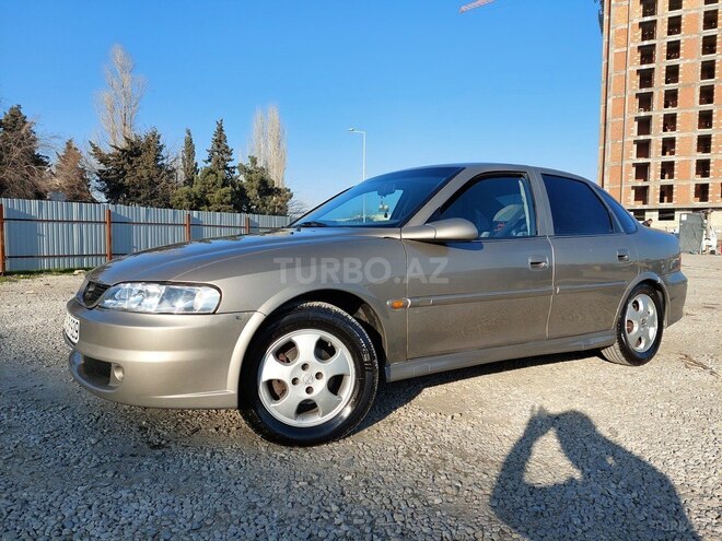 Opel Vectra 1997, 32,000 km - 1.8 л - Bakı