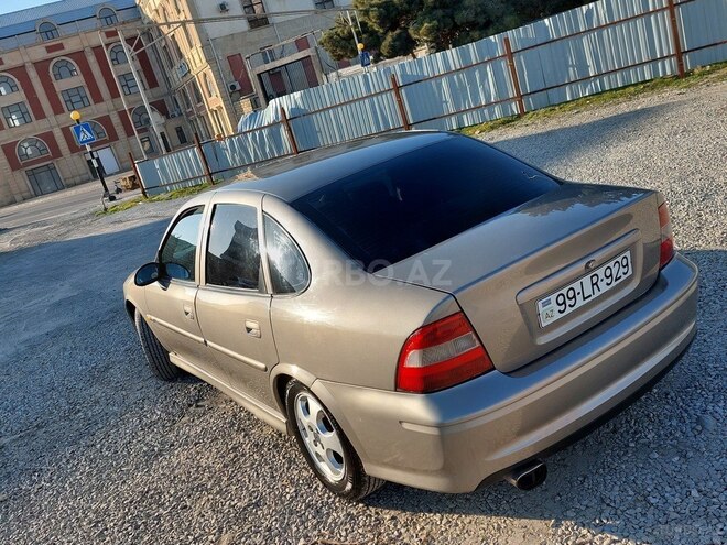 Opel Vectra 1997, 32,000 km - 1.8 л - Bakı