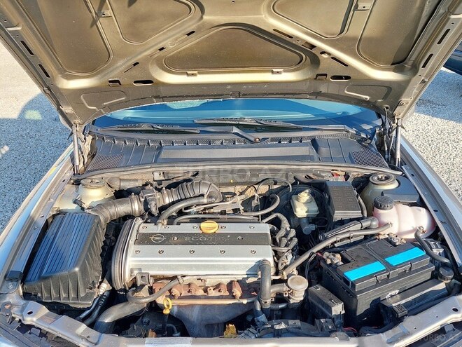Opel Vectra 1997, 32,000 km - 1.8 л - Bakı