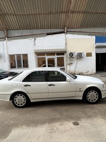 Mercedes C 200 1998, 262,510 km - 2.0 l - Bakı