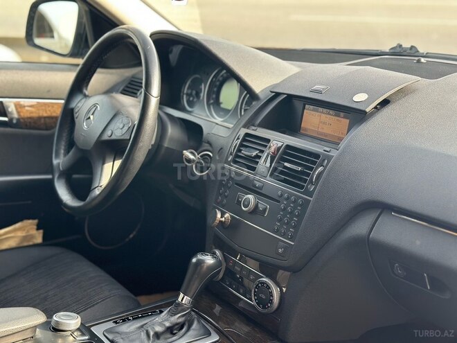 Mercedes C 220 2008, 279,000 km - 2.2 л - Bakı