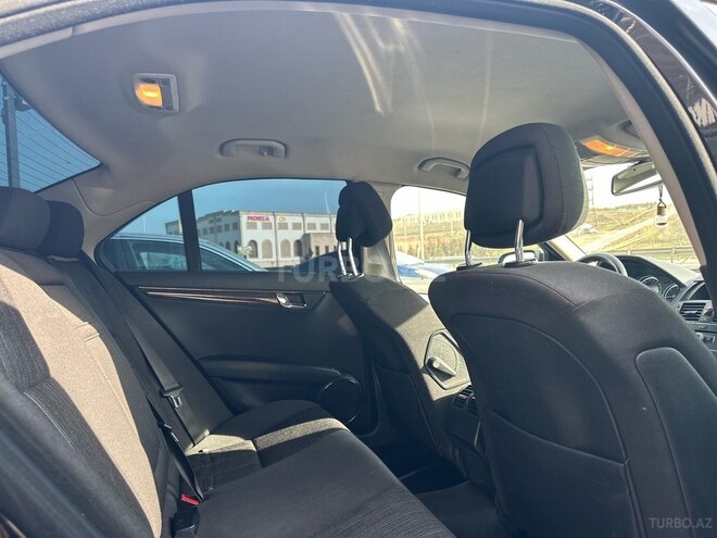 Mercedes C 220 2008, 279,000 km - 2.2 л - Bakı