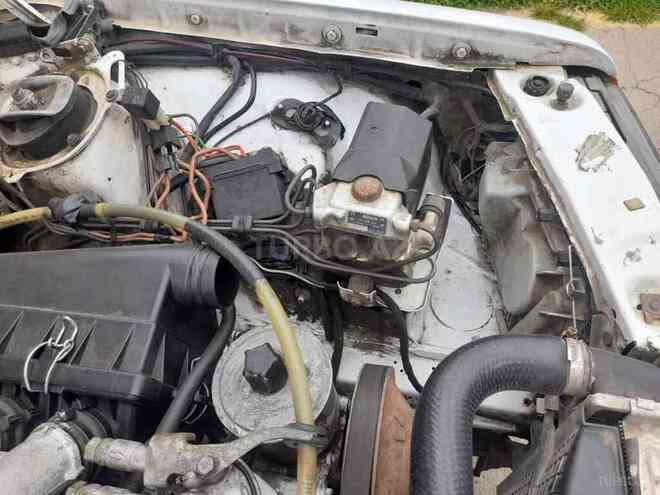 Mercedes 190 1989, 299,699 km - 2.0 l - Şirvan