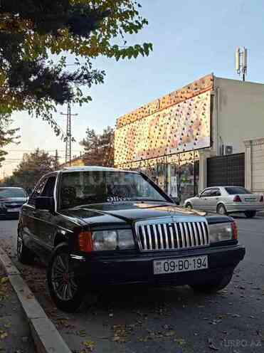 Mercedes 190 1990, 360,000 km - 1.8 l - Yevlax