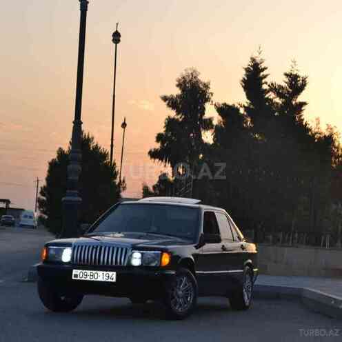 Mercedes 190 1990, 360,000 km - 1.8 l - Yevlax