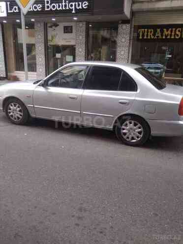 Hyundai Accent 2002, 235,438 km - 1.6 l - Bakı