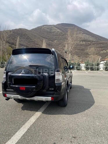 Mitsubishi Pajero 2007, 256,000 km - 3.0 l - Şəki