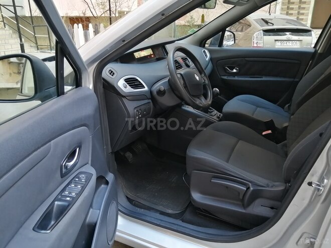 Renault Grand Scenic 2010, 263,000 km - 1.5 л - Bakı