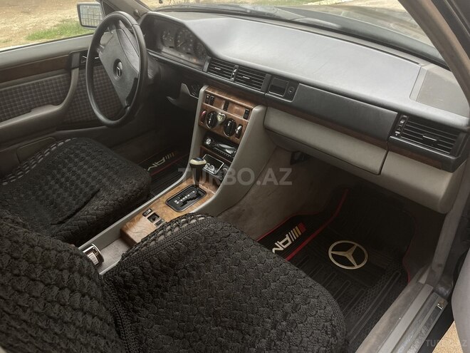 Mercedes E 200 1991, 500,000 km - 2.0 l - Şirvan