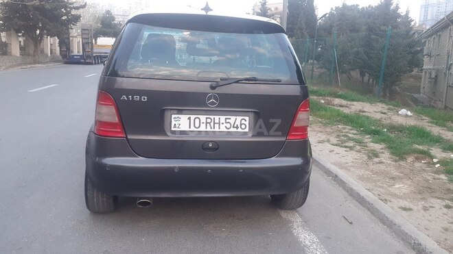 Mercedes A 190 2000, 275,000 km - 1.9 l - Bakı