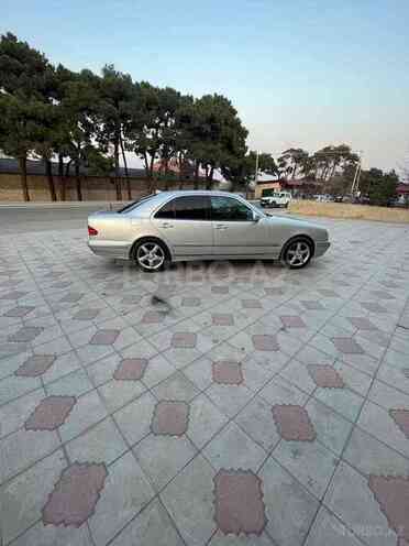 Mercedes E 200 2000, 270,000 km - 2.0 l - Şəmkir