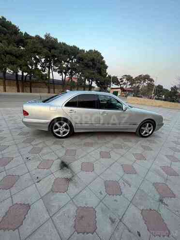 Mercedes E 200 2000, 270,000 km - 2.0 l - Şəmkir