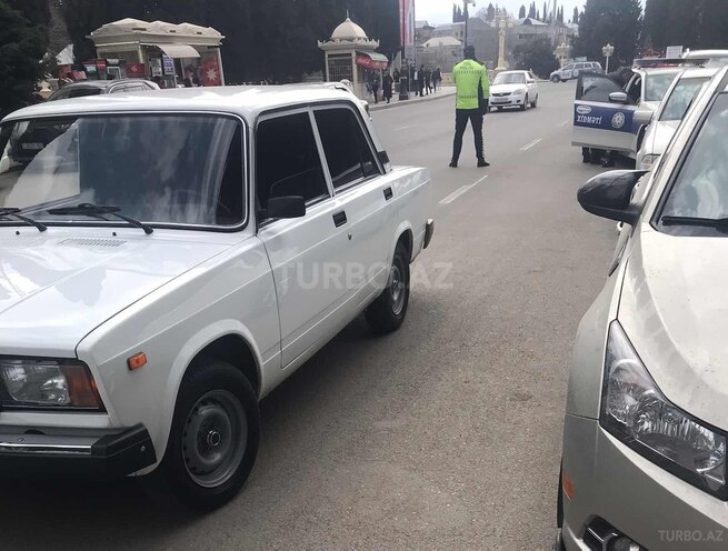 LADA (VAZ) 2107 2010, 105,000 km - 1.5 л - Gəncə