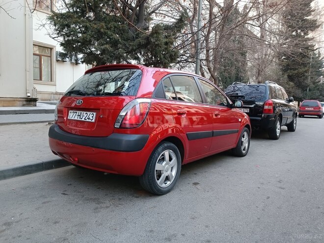 Kia Rio 2005, 170,000 km - 1.4 l - Bakı