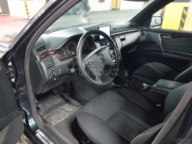 Mercedes E 230 1997, 175,000 km - 2.3 l - Gəncə