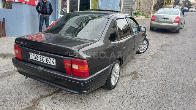 Opel Vectra 1992, 300,000 km - 1.8 l - Bakı