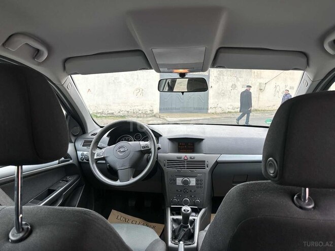 Opel Astra 2006, 109,000 km - 1.4 л - Bakı