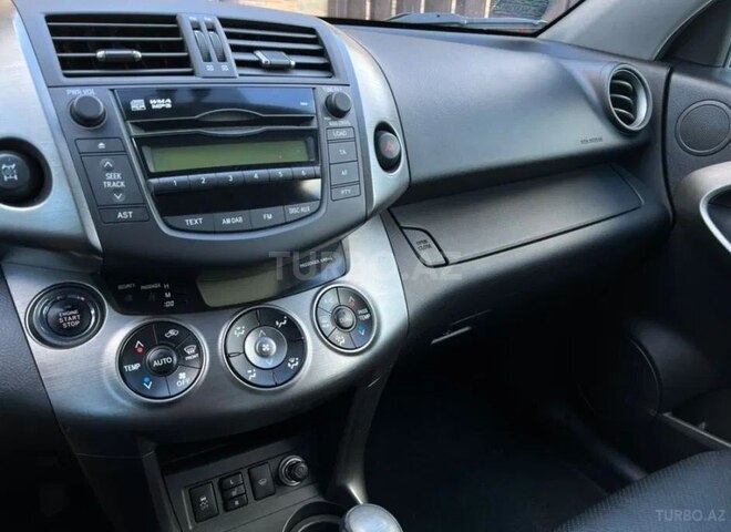 Toyota RAV4 2010, 124,000 km - 2.0 l - Bakı
