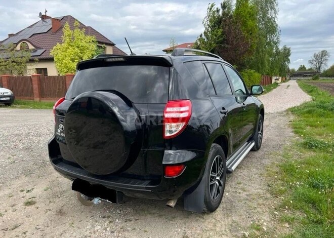 Toyota RAV4 2010, 124,000 km - 2.0 l - Bakı