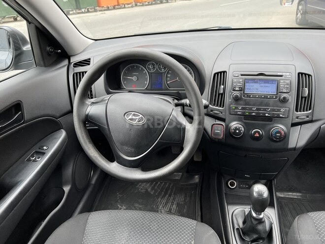 Hyundai i30 2010, 209,000 km - 1.4 l - Bakı