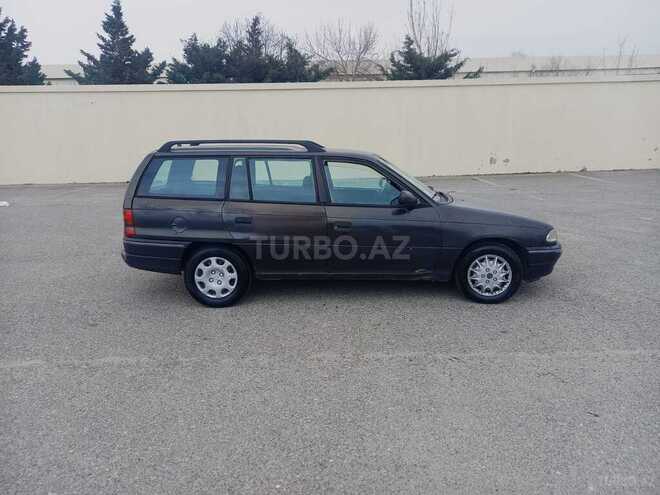 Opel Astra 1995, 214,000 km - 1.6 l - Xırdalan
