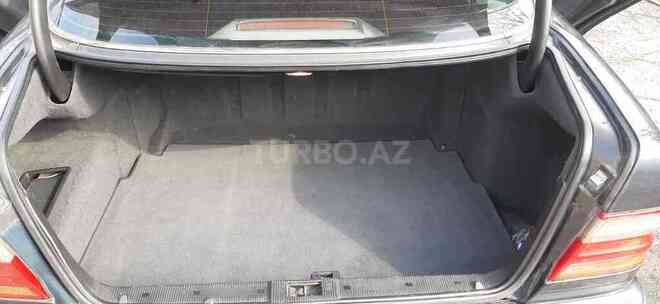 Mercedes E 240 2000, 325,600 km - 2.4 l - Bakı