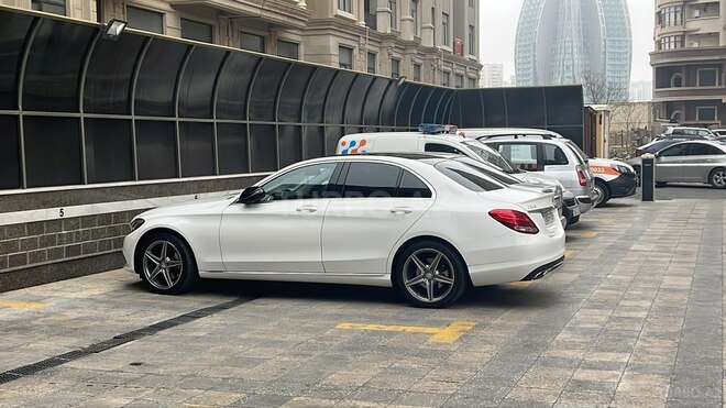 Mercedes C 300 2016, 134,000 km - 2.0 l - Bakı