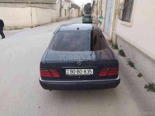 Mercedes E 230 1996, 325,555 km - 2.3 л - Bakı