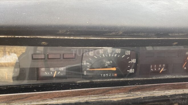 GAZ 24 1962, 190,000 km - 2.4 l - Bakı