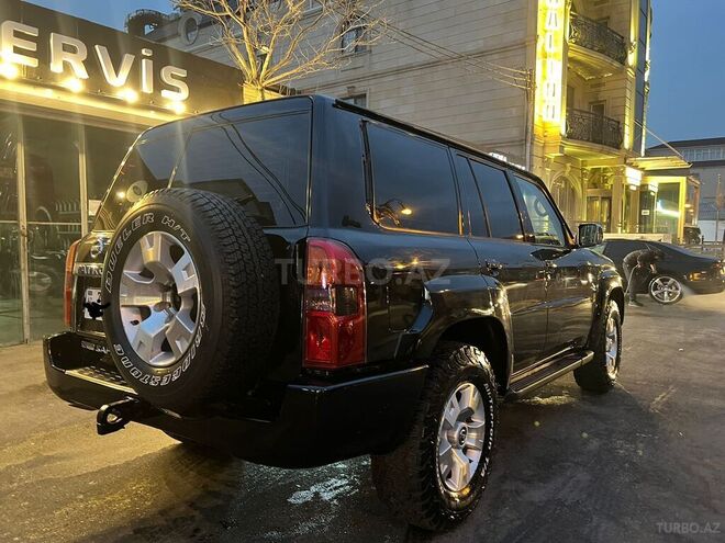 Nissan Patrol 2006, 111,011 km - 4.8 l - Bakı