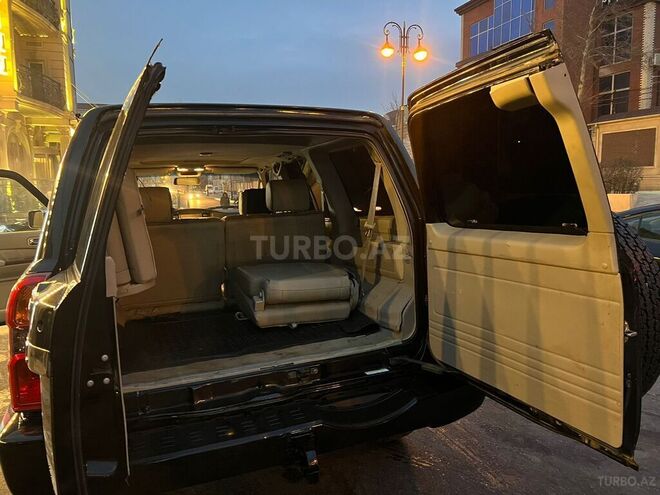 Nissan Patrol 2006, 111,011 km - 4.8 l - Bakı