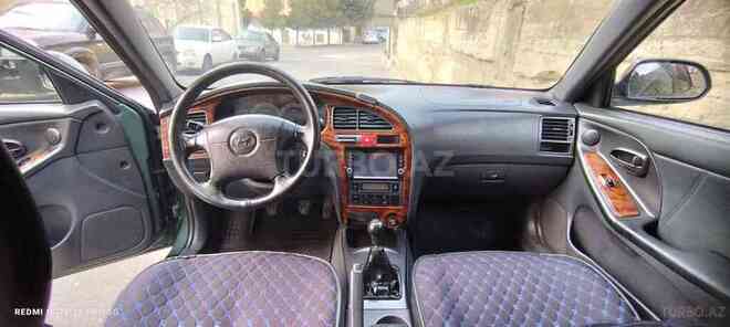 Hyundai Elantra 2001, 372,000 km - 2.0 l - Bakı