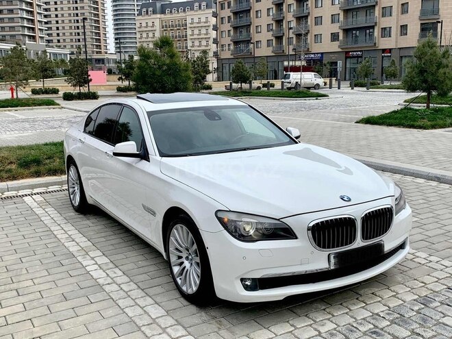BMW 750 2010, 87,500 km - 4.4 l - Bakı