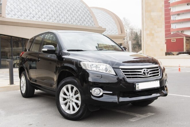 Toyota RAV4 2012, 135,000 km - 2.0 л - Bakı