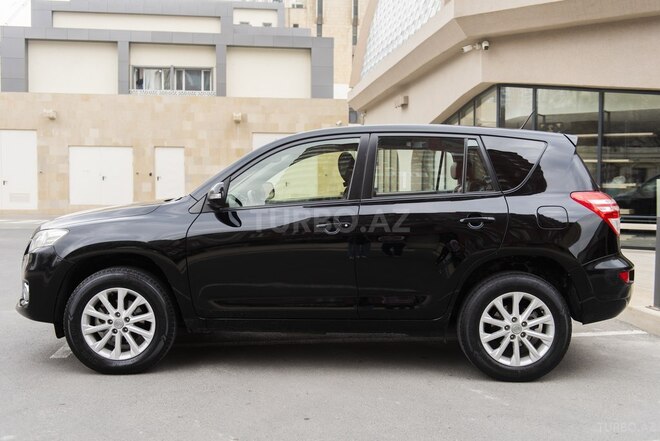 Toyota RAV4 2012, 135,000 km - 2.0 л - Bakı