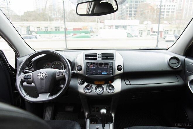 Toyota RAV4 2012, 135,000 km - 2.0 л - Bakı