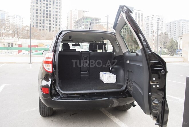 Toyota RAV4 2012, 135,000 km - 2.0 л - Bakı